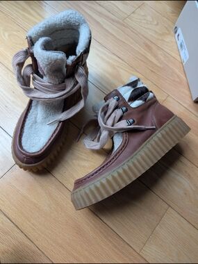 Sam Edelman Brown Lace-Up Shearling-Trim Boots